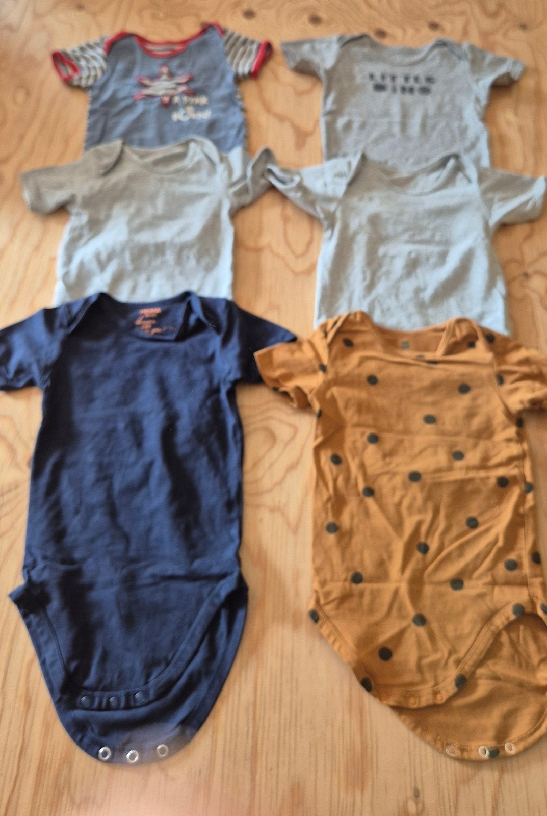 6 rompers met korte mouw in mix van kleuren - Maat 86/92, Kinderen en Baby's, Nacht- of Onderkleding, Gebruikt, Jongetje of Meisje