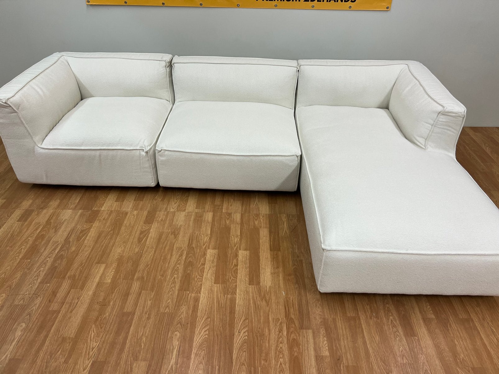 NV Gallery Overstock (NOUVEAUTÉ) - Assise bouclée blanche, Neuf, Enlèvement ou Envoi, SofaCycle, Tissus