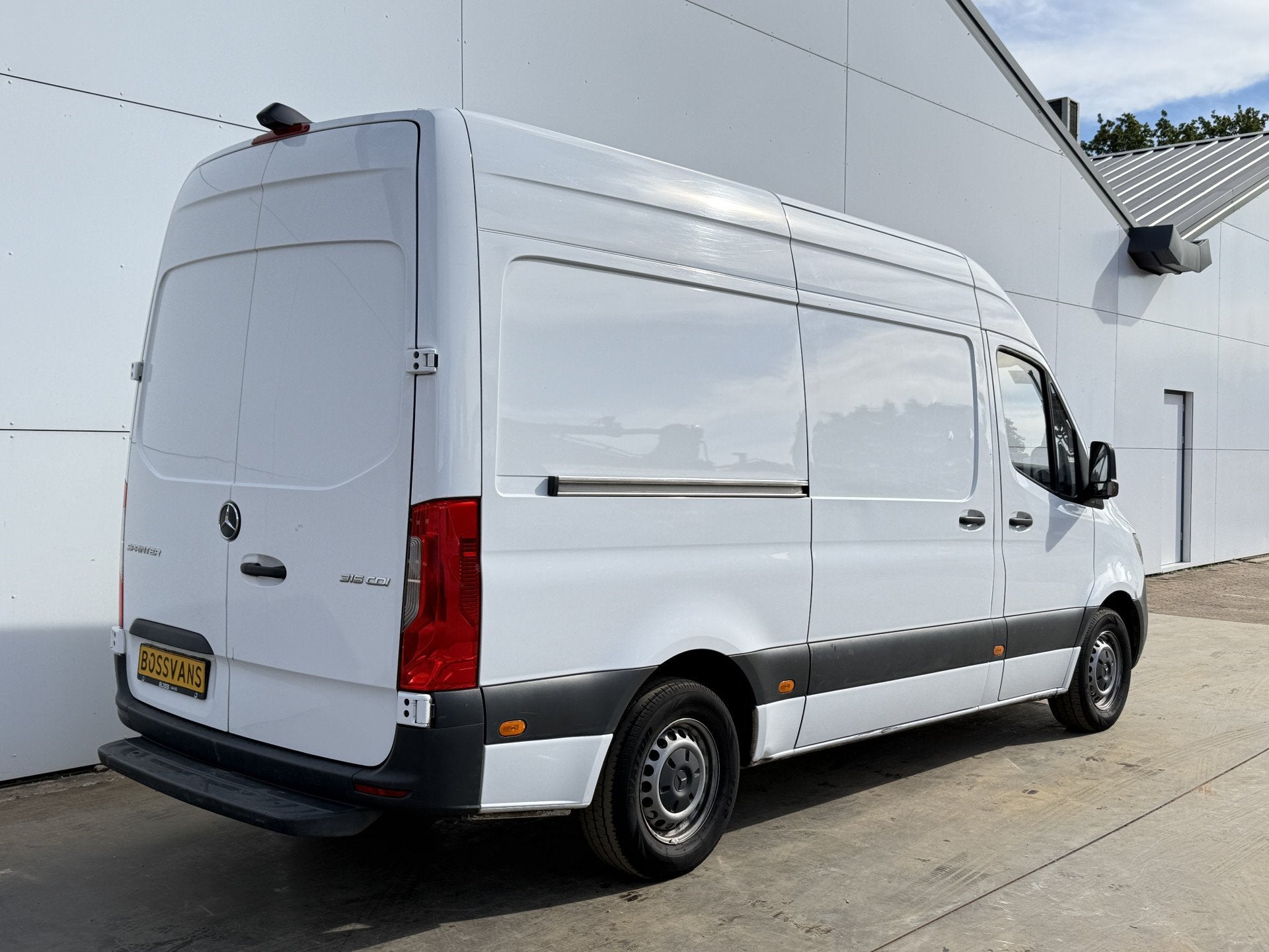 Mercedes-Benz Sprinter 315 1.9 CDI Automaat L2H2 Climate Con, Autos, Volant multifonction, Achat, 110 kW, Entreprise