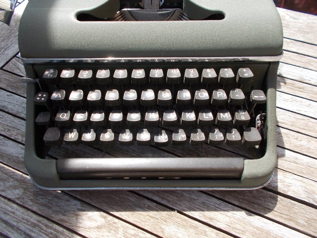 Typemachine Olympia SM2,  1950s handmatige typemachine retro, Enlèvement ou Envoi