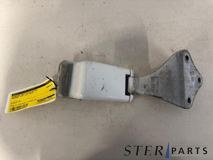 Charnière porte arrière droite d'un Mercedes Vito, 3 mois de garantie, Utilisé, -, -