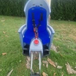 babyfietszitje, Fietsen en Brommers, Fietsaccessoires | Fietsstoeltjes, Zo goed als nieuw, Achterzitje, 0 t/m 18 kg, Voetsteuntjes