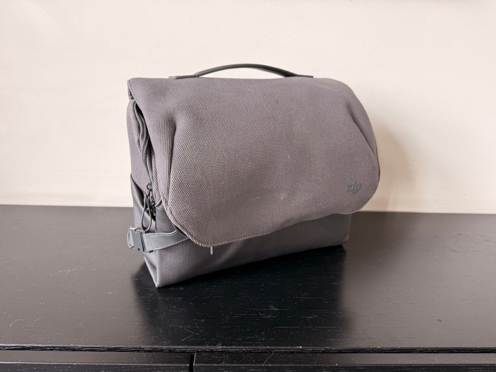 DJI Convertible carrying bag, Hobby & Loisirs créatifs, Modélisme | Radiocommandé & Téléguidé | Hélicoptères & Quadricoptères