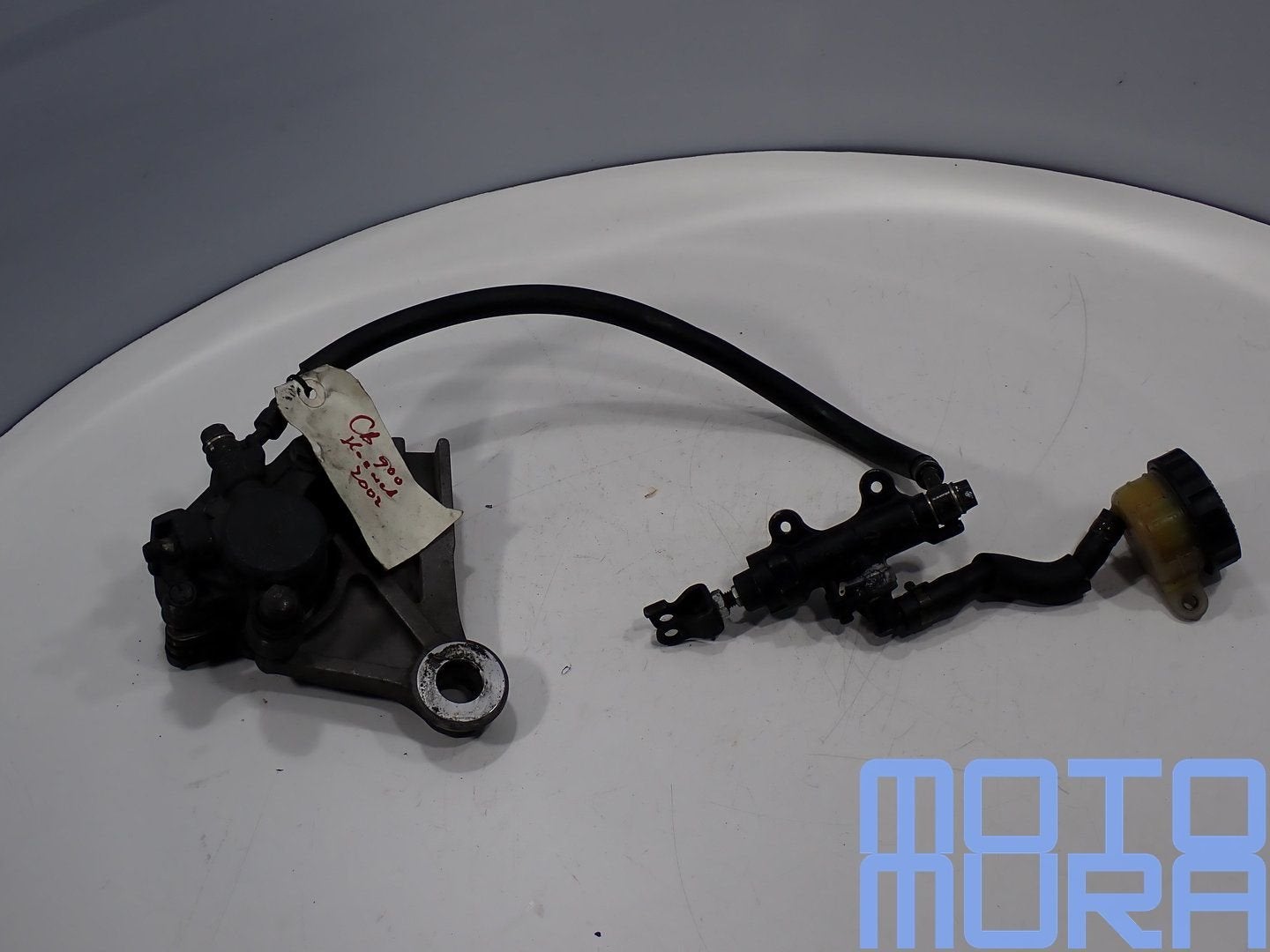 Achterremklauw voor Honda CB 900 F 2002 - 2003 CB900F Hornet, Motoren, Gebruikt, Ophalen of Verzenden, Rivium Boulevard 201-234, 2909 LK Capelle aan den IJssel