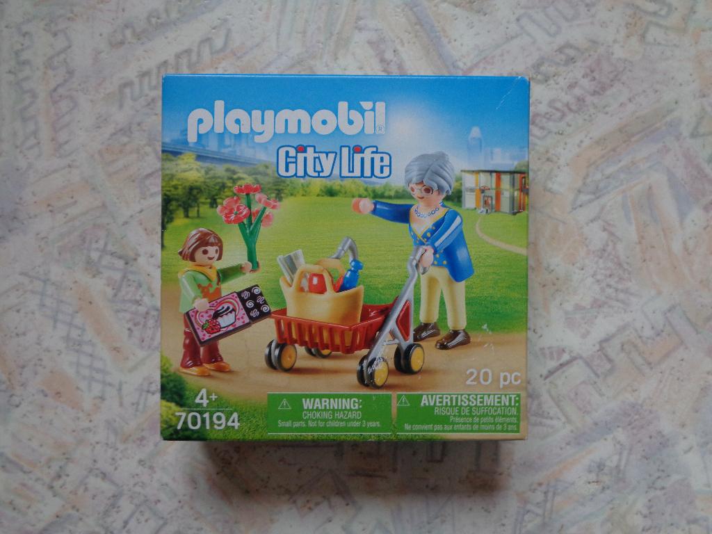 PLAYMOBIL City Life Oma met rollator - 70194, Ophalen of Verzenden, Nieuw, Complete set