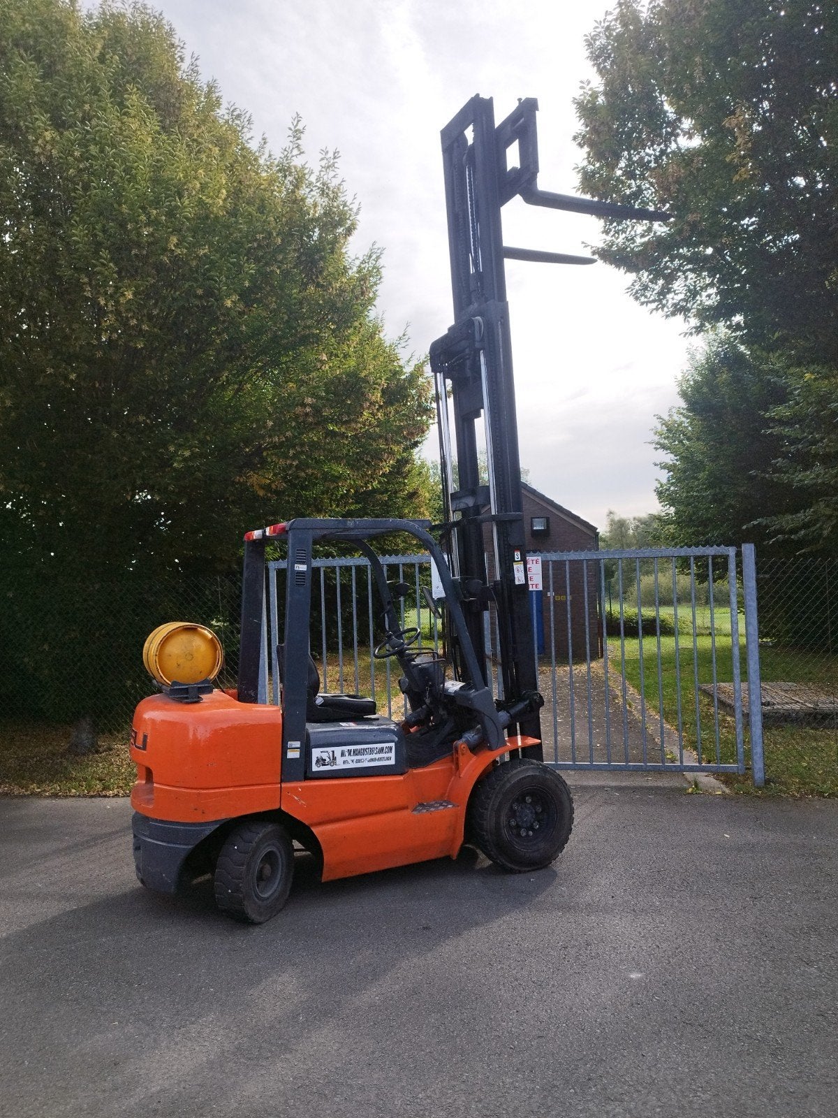 chariot élévateur triplex, Articles professionnels, Enlèvement, LPG, Chariot élévateur