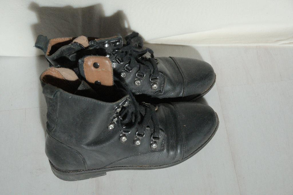Bottine noire 35, Enlèvement, Utilisé, Chaussures, Fille