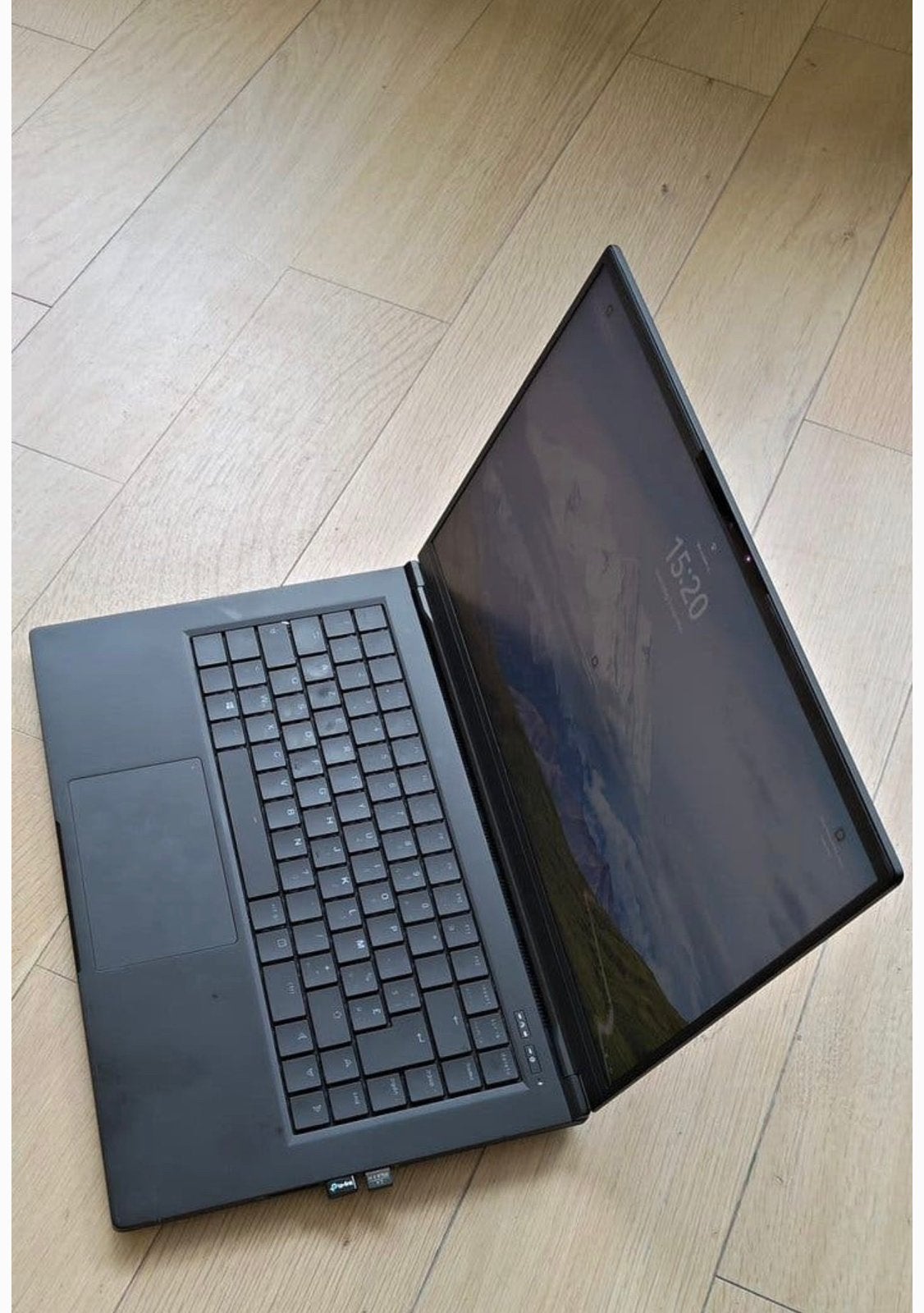 Alternate gaming laptop, Ophalen, Zo goed als nieuw