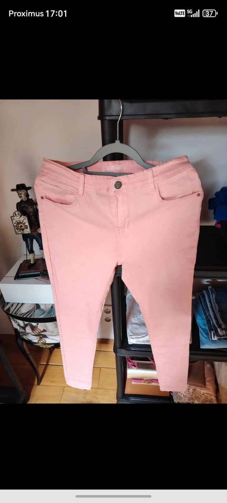 Roze broek maat 42 nina carter, Kleding | Dames, Broeken en Pantalons, Ophalen, Maat 42/44 (L), Roze