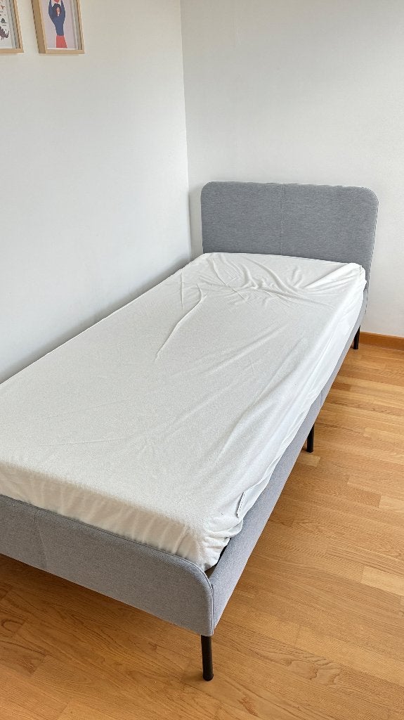 Lit Slattum IKEA 90x200, Maison & Meubles, 90 cm, Gris, Enlèvement, Une personne