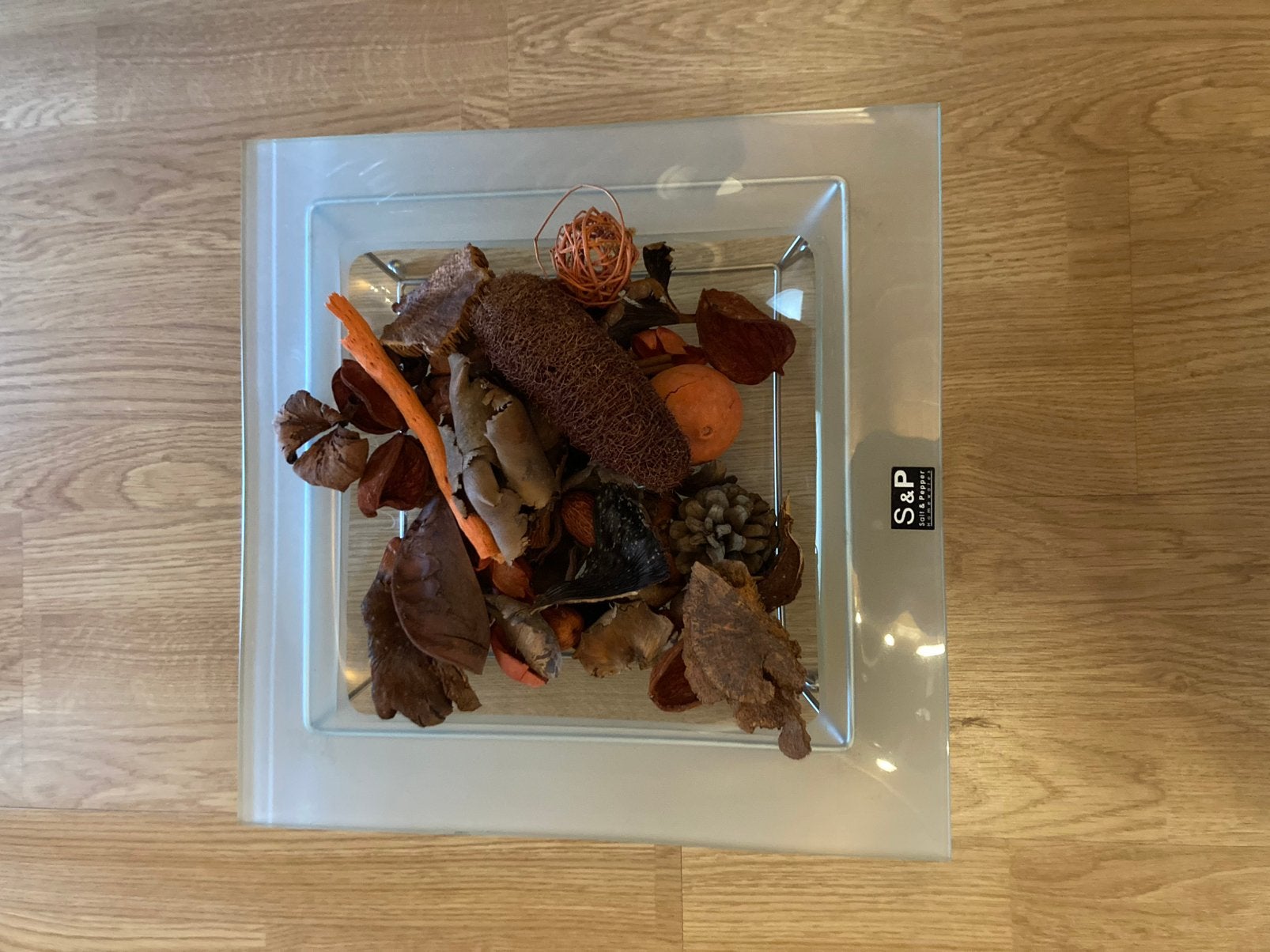 Sierschaal met sierstukjes, Enlèvement, Comme neuf