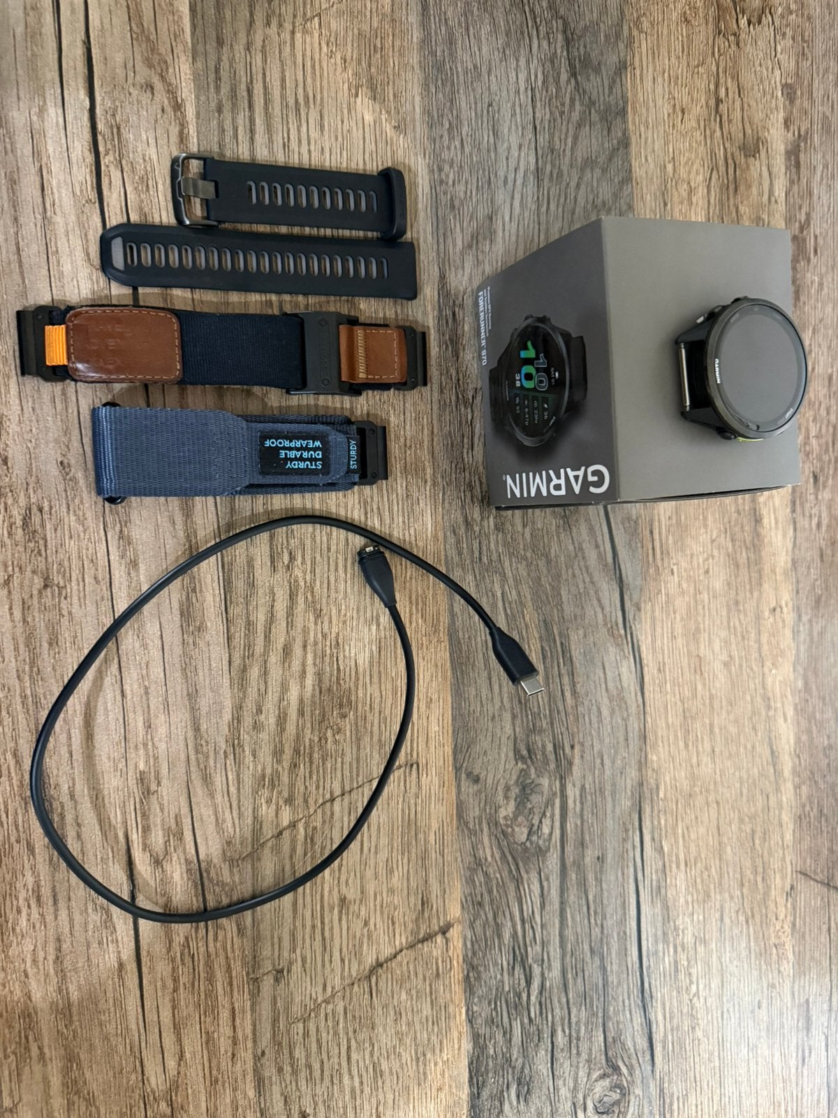 Sangles supplémentaires Garmin Forerunner 970 + — Comme neuf, Étanche, Enlèvement ou Envoi, Comme neuf, Avancer d'un pas