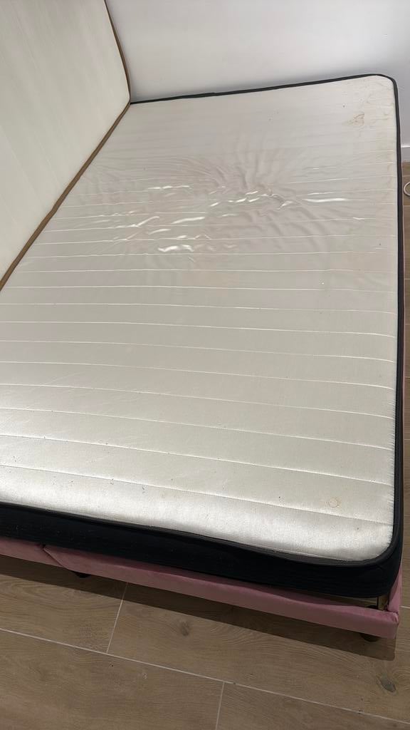 Matelas et lit 160x200 à donner, Enlèvement, Comme neuf, Matelas