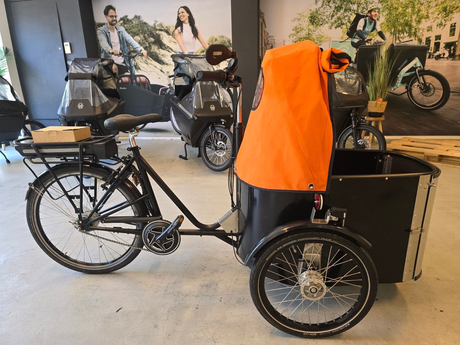 Elektrische Nihola Dog Unieke Lage Instap SN8 GARANTIE DEMO, Vélos & Vélomoteurs, Vélos | Femmes | Vélos pour femme, Accès (extra) bas