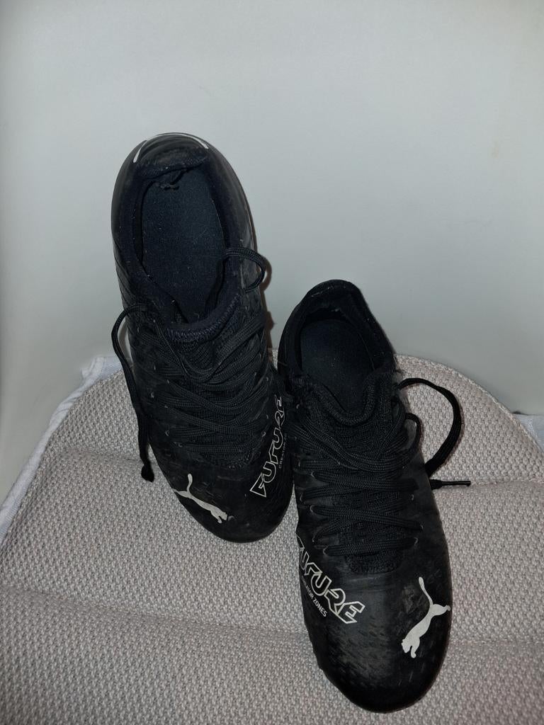Voetbalschoenen Poema maat 37, Sport en Fitness, Voetbal, Ophalen of Verzenden