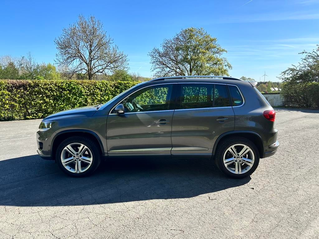Rare ! Superbe Volkswagen Tiguan R-line ! A voir !, Autos, Cuir, Argent ou Gris, Achat, 110 g/km