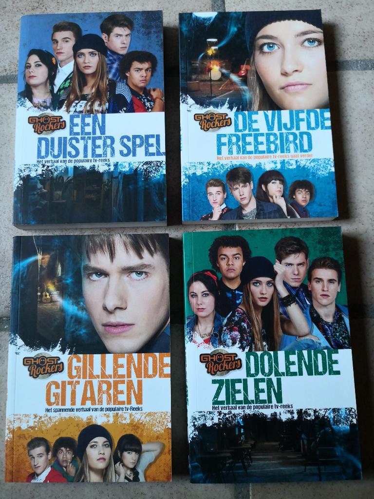 Ghost rockers boeken uit te kiezen, Boeken, Ophalen