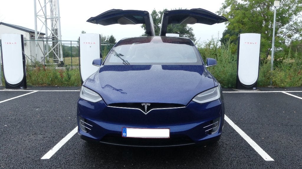 Tesla Model X 90D 6Pl. Supercharges gratuites, Autos, Achat, Beige, Entretenue par le concessionnaire, 5 portes