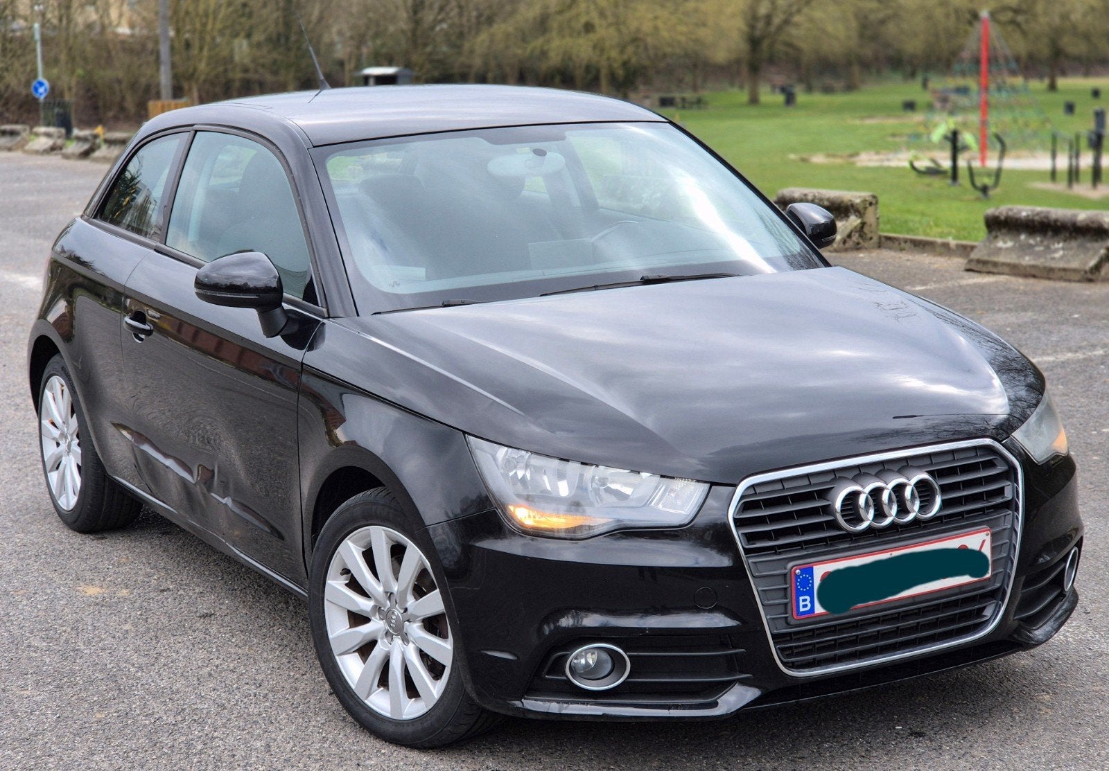 Audi A1 16tdi 2010.130mkm 1prop gps clima Cruise ctok 5999€, Euro 5, A1, Zwart, 1600 cc