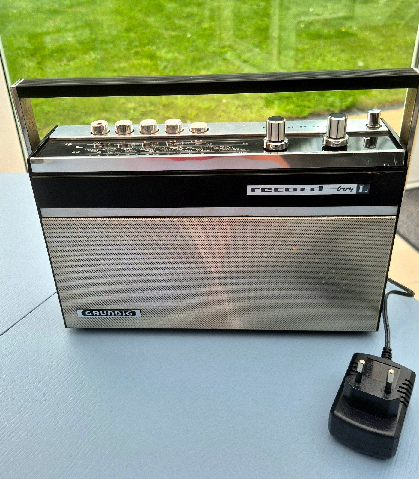 Gratis... oude radio niet in orde, Ophalen, Radio