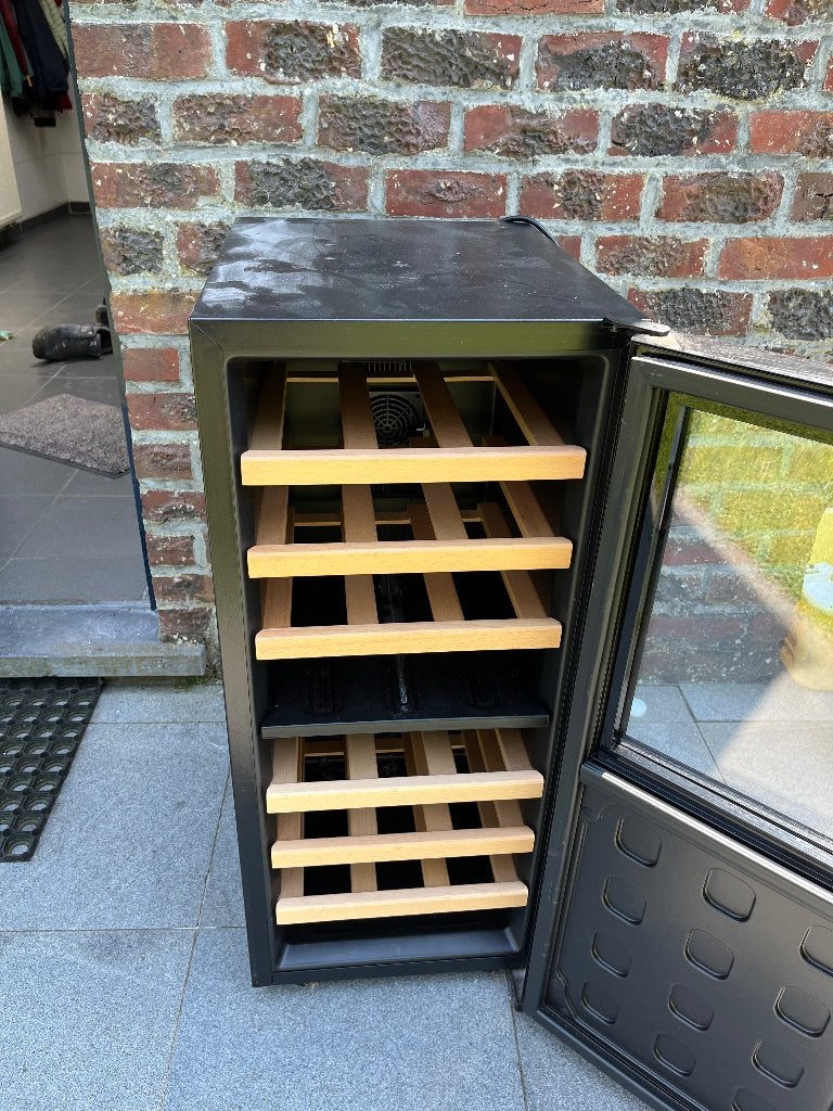 Wijnkast 21 flessen, Ophalen, 15 tot 25 flessen, Zo goed als nieuw, 75 – 100