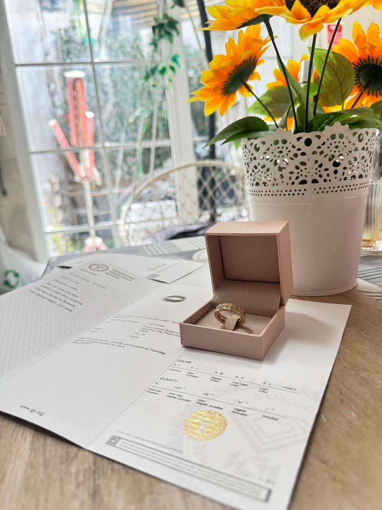 Ring met goud/diamant, Nieuw, Ophalen of Verzenden, Dame, Goud
