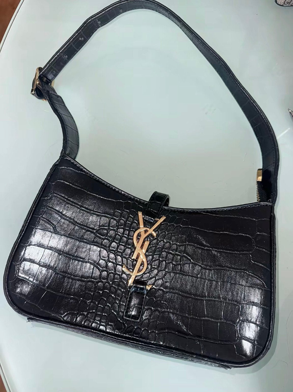 Ysl handtas, Bijoux, Sacs & Beauté, Sacs | Sacs Femme, Enlèvement, Comme neuf