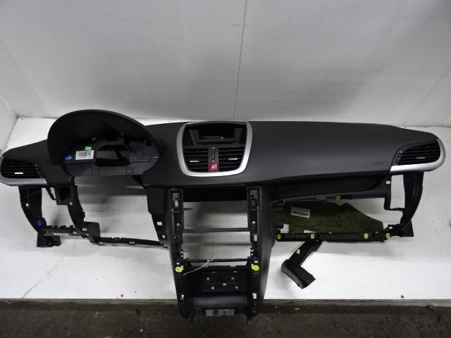 TABLEAU DE BORD Peugeot 207 SW (WE / WU) (01-2007/12-2013), Utilisé, Peugeot