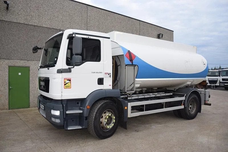 MAN TGM 18.290 13.500 L - Fuel Truck, Autos, Euro 5, Achat, Entreprise, MAN