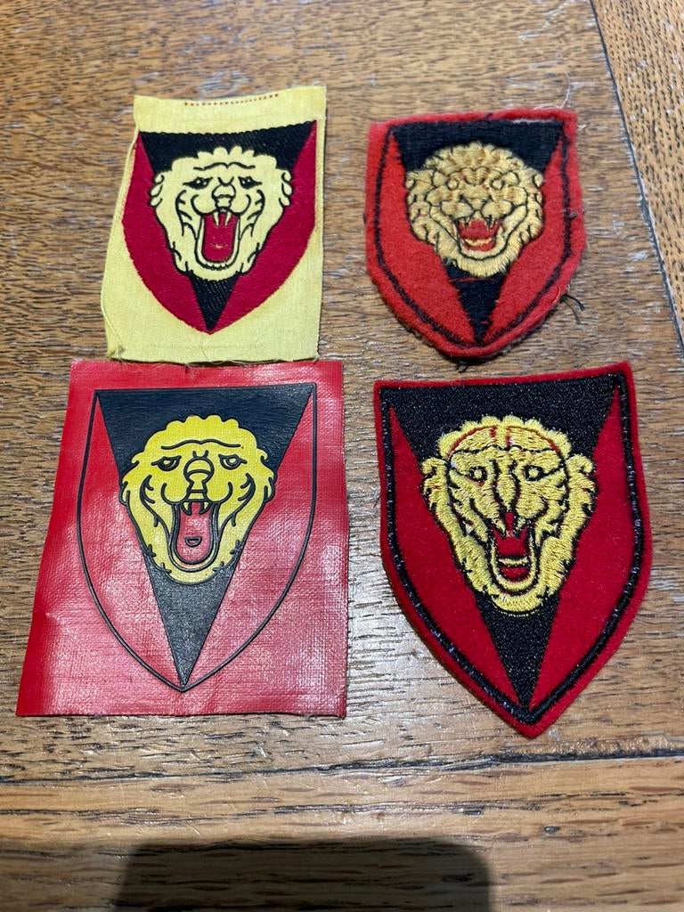 BE 2de infanterie brigade mouw patches, Verzamelen, Verzenden, Landmacht, Embleem of Badge