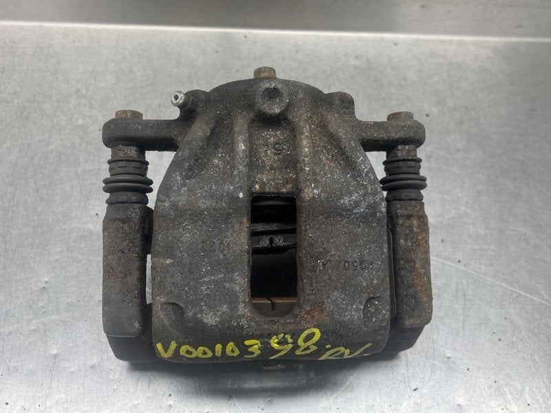 REMKLAUW RECHTS VOOR ABS Nissan Micra (K13), Gebruikt, Nissan