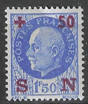 Frankrijk 1942 - Yvert 552 - Maarschalk Petain   Opdruk (PF), Verzenden, Postfris