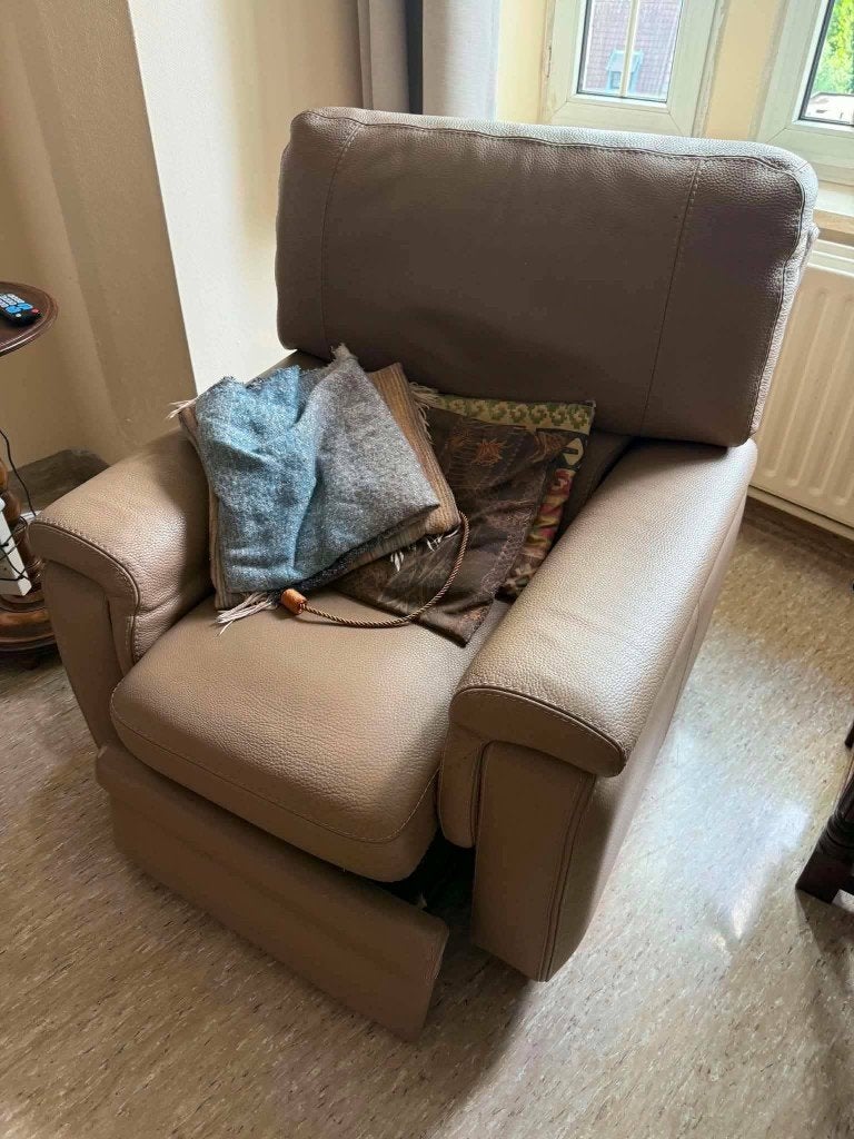 Lederen relaxfauteuils, Huis en Inrichting, Fauteuils, Zo goed als nieuw, Leer, 125 cm of meer, 125 tot 150 cm, Ophalen of Verzenden