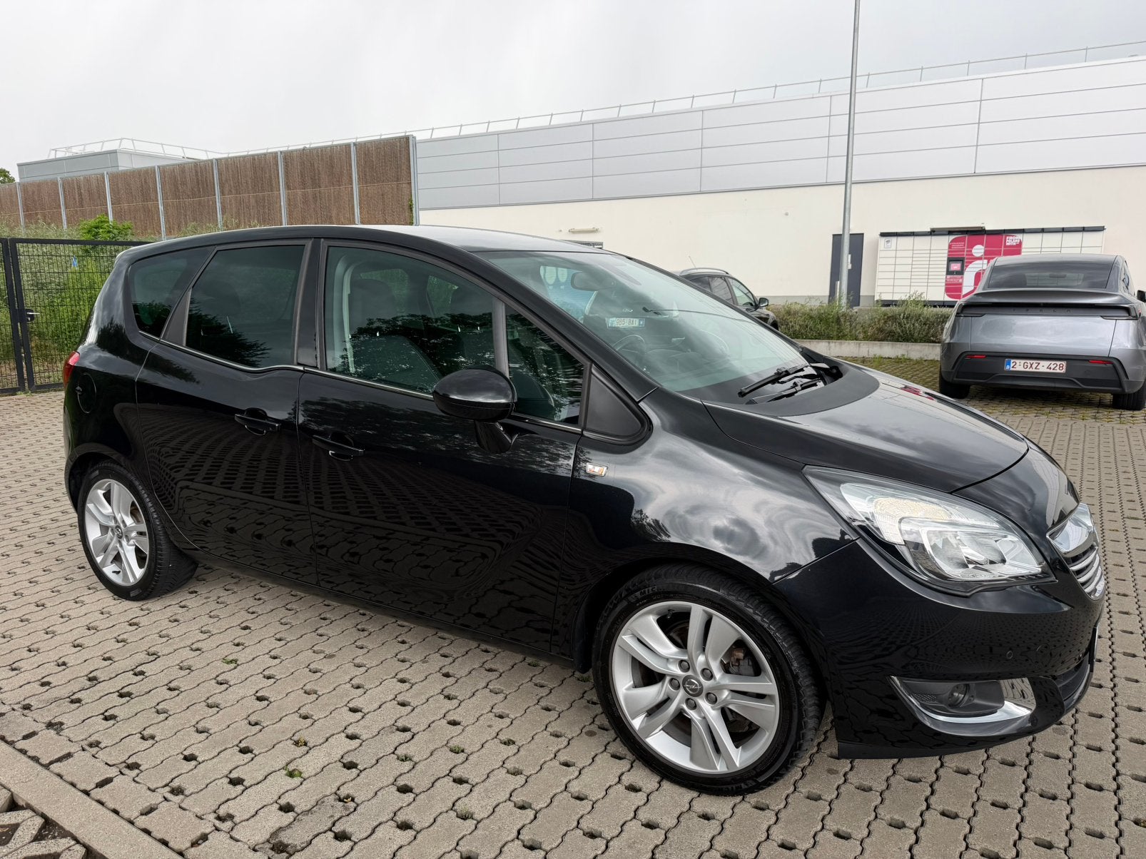 Opel meriva 1.4 benzine met keuring jaar 12/2016, Auto's, Opel, Euro 6, Bedrijf, 5 deurs, Meriva