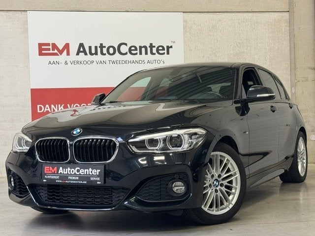 BMW 116i benzine M Pack Shadow Leder-BMW LED-CarPlay-Cruise, Auto's, BMW, Dealer onderhouden, Zwart, Leder, Bedrijf