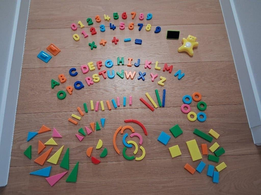 Magnetische letters, cijfers en vormen, Kinderen en Baby's, Ophalen of Verzenden, Zo goed als nieuw, Jongen of Meisje
