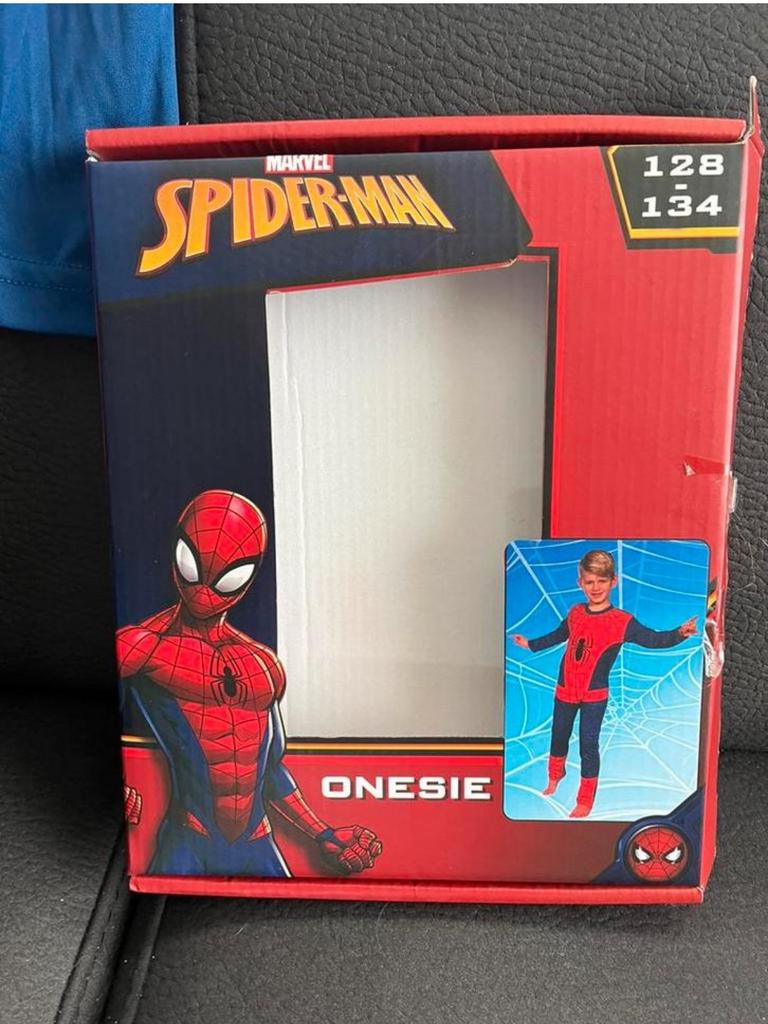 Spiderman onesie maat 128/134 (ook voor carnaval) nieuwstaat, Enlèvement ou Envoi, Comme neuf