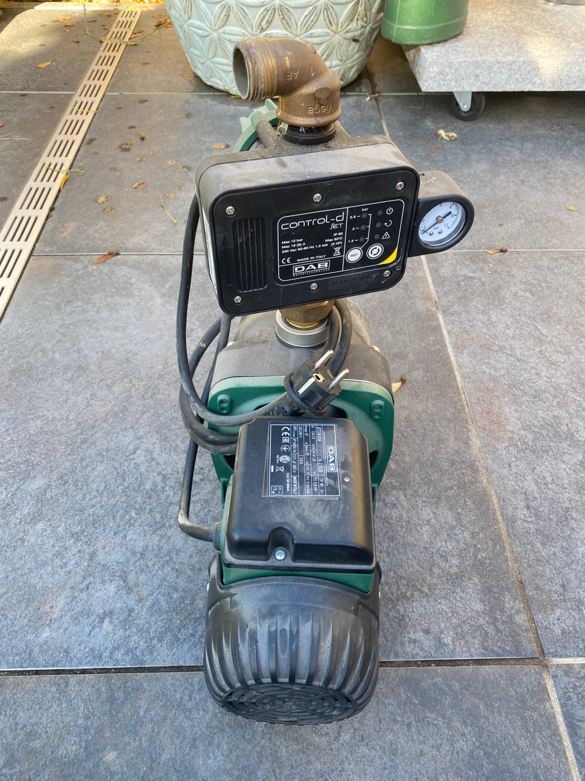waterpomp met elektronische drukregelaamerk van het merk DAB, Tuin en Terras, Ophalen, Zo goed als nieuw