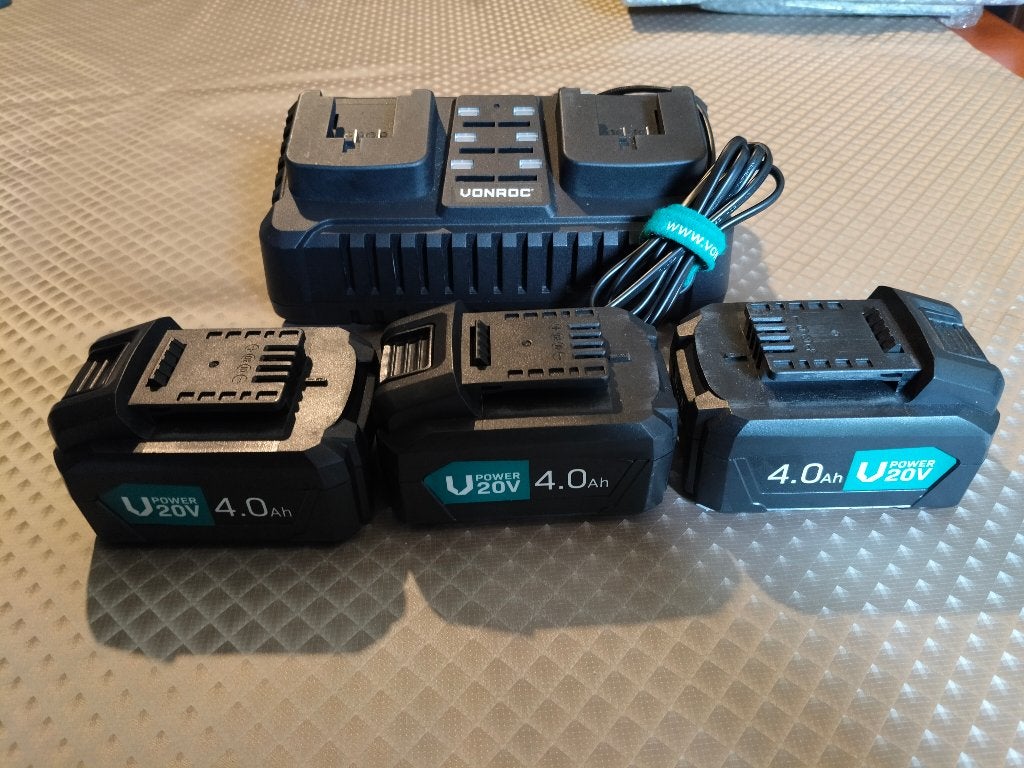 Benodigdheden voor Vonroc gereedschap, Enlèvement, Utilisé, Tondeuses à gazon sur batterie