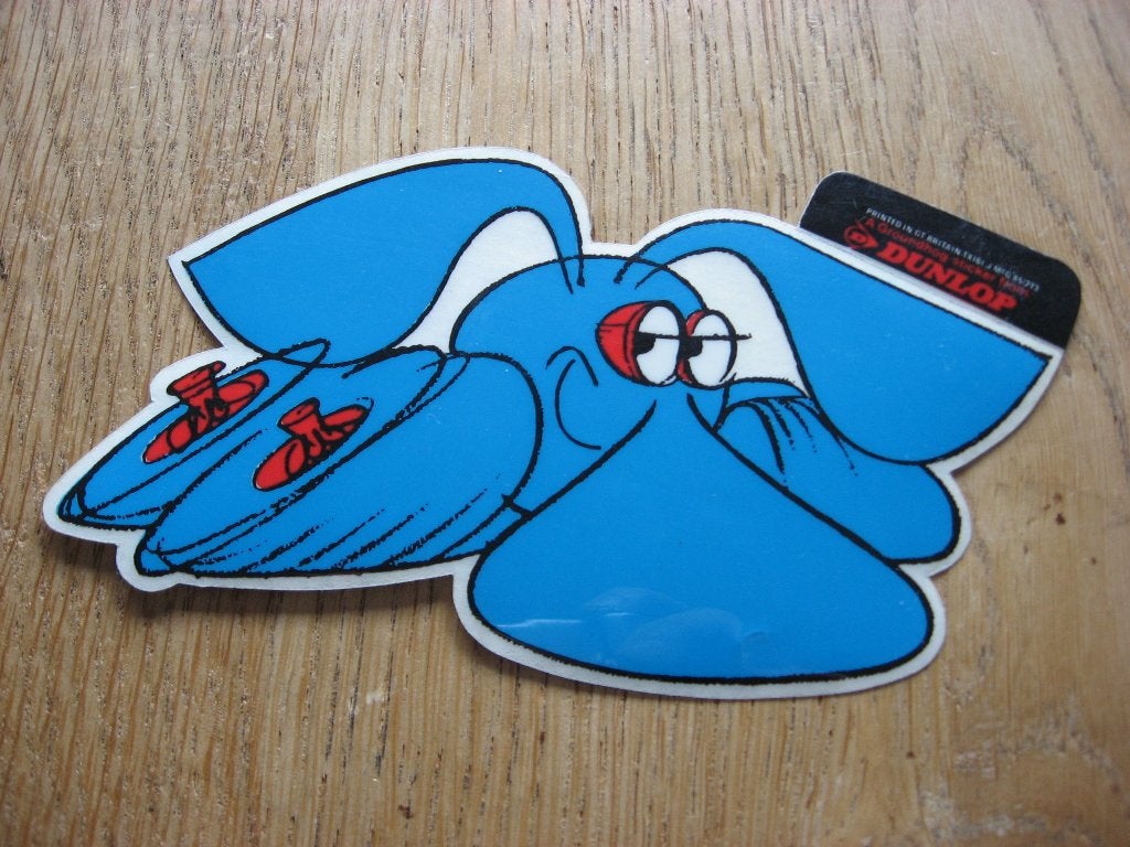 Sticker Dunlop Autobanden 14 x 8,5 cm, Verzamelen, Ophalen of Verzenden, Nieuw, Overige typen