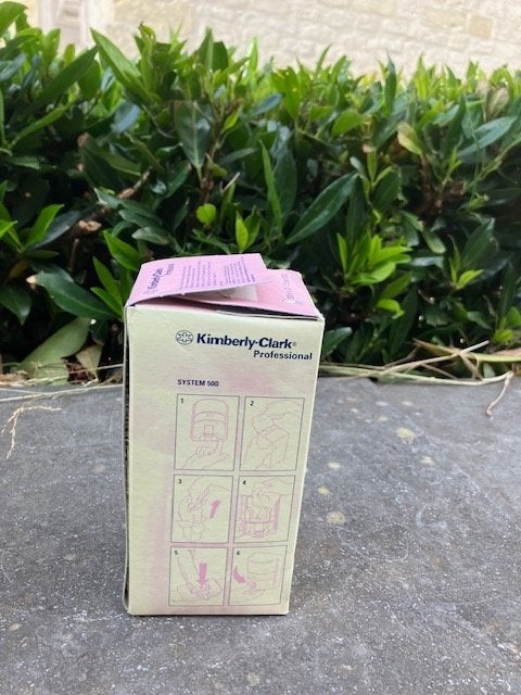 SOAP DOUCE POUR LES MAINS KIMBERLY-CLARK 12 X 500 ML 6303, Articles professionnels, Enlèvement ou Envoi, Neuf, dans son emballage