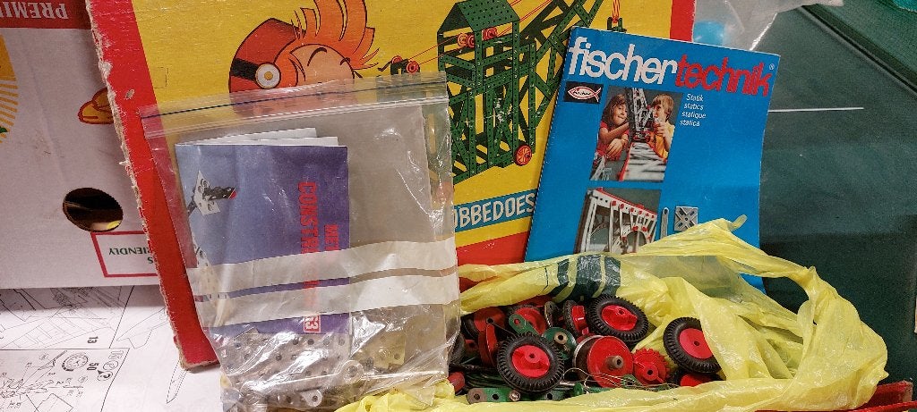 Vintage speelgoedset (Spirou, Meccano, Fischertechnik), Verzamelen, Ophalen, Gebruikt