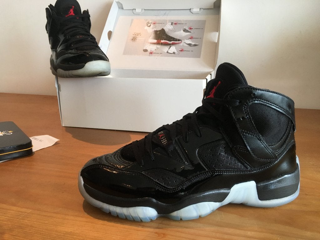 SPORTSCHOENEN jordan = dé échte ❗❗❗❗❗❗❗❗❗❗met kas ticket❗❗❗❗, Kleding | Heren, Schoenen, Ophalen, Zo goed als nieuw, Zwart, Sportschoenen