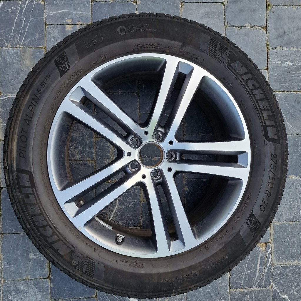Pneu d'hiver Mercedes GLE avec jante, Autos : Pièces & Accessoires, Pneus et Jantes, Pneus hiver, 275 mm, Enlèvement