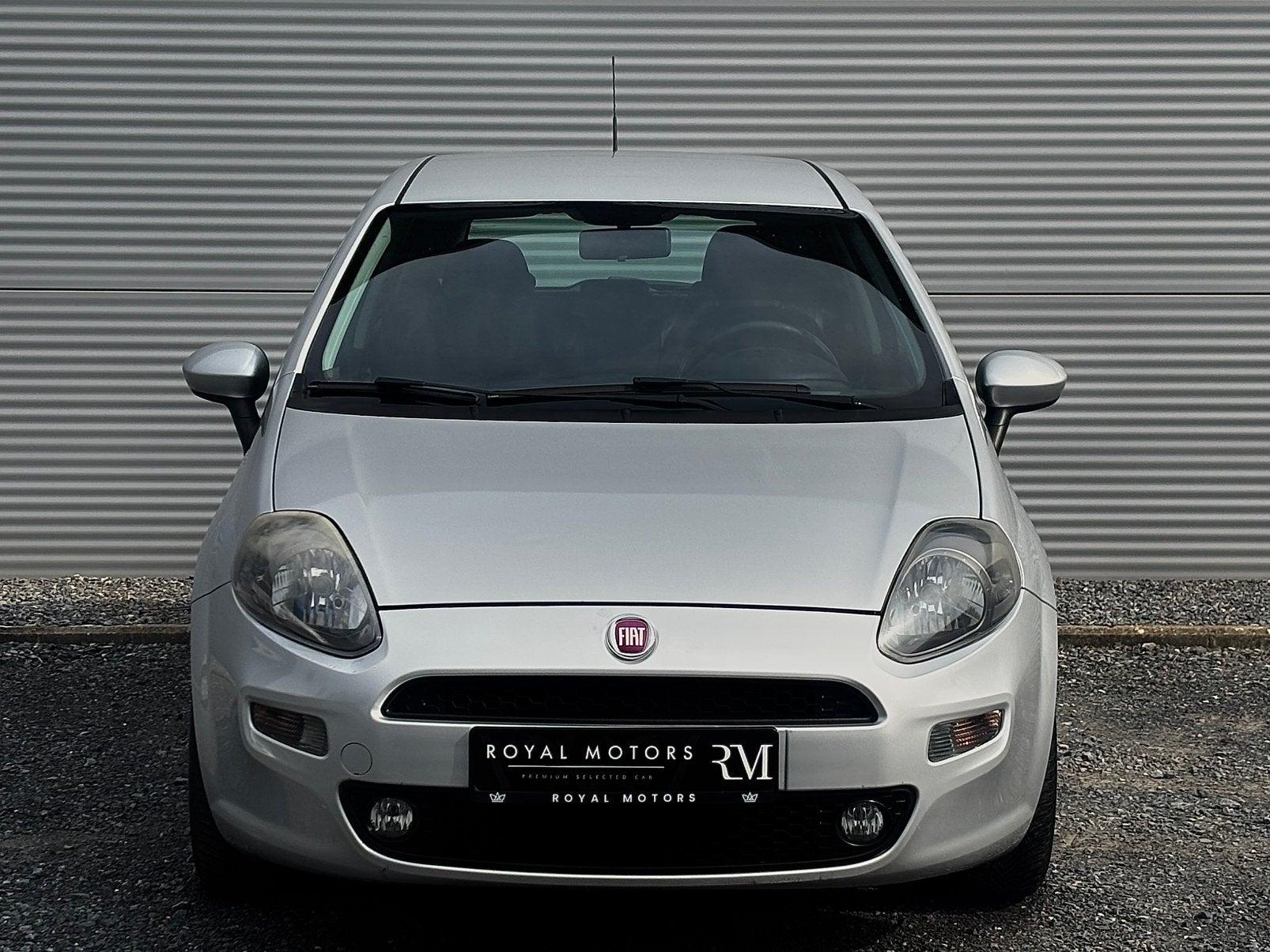 Fiat Punto EVO 1.2 Lounge, Cuir, Achat, Entreprise, https://public.car-pass.be/vhr/6c85d3d5-aa0d-4a69-bd07-7ca19ed2a81e