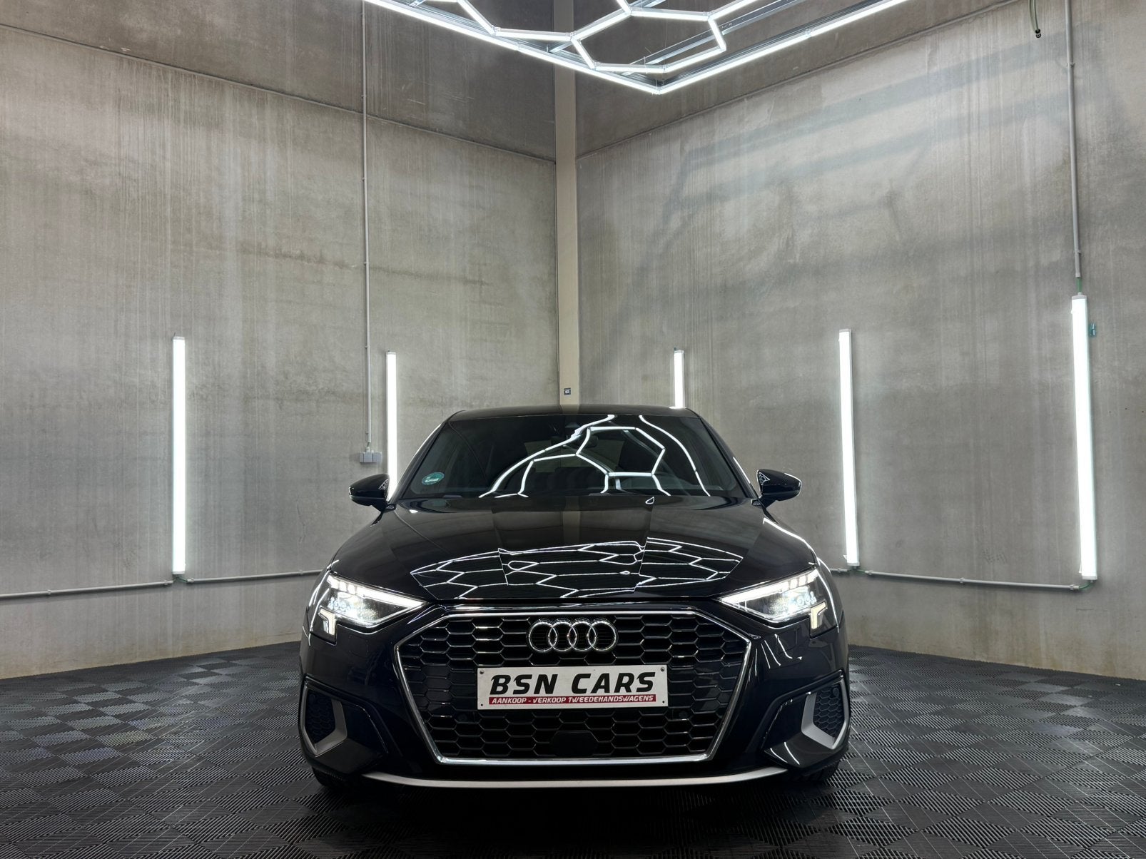 AUDI A3 40TFSIe/LEER/CARPLAY/ACC/GARANTIE, Autos, Essai à domicile, Achat, Euro 6, Entreprise