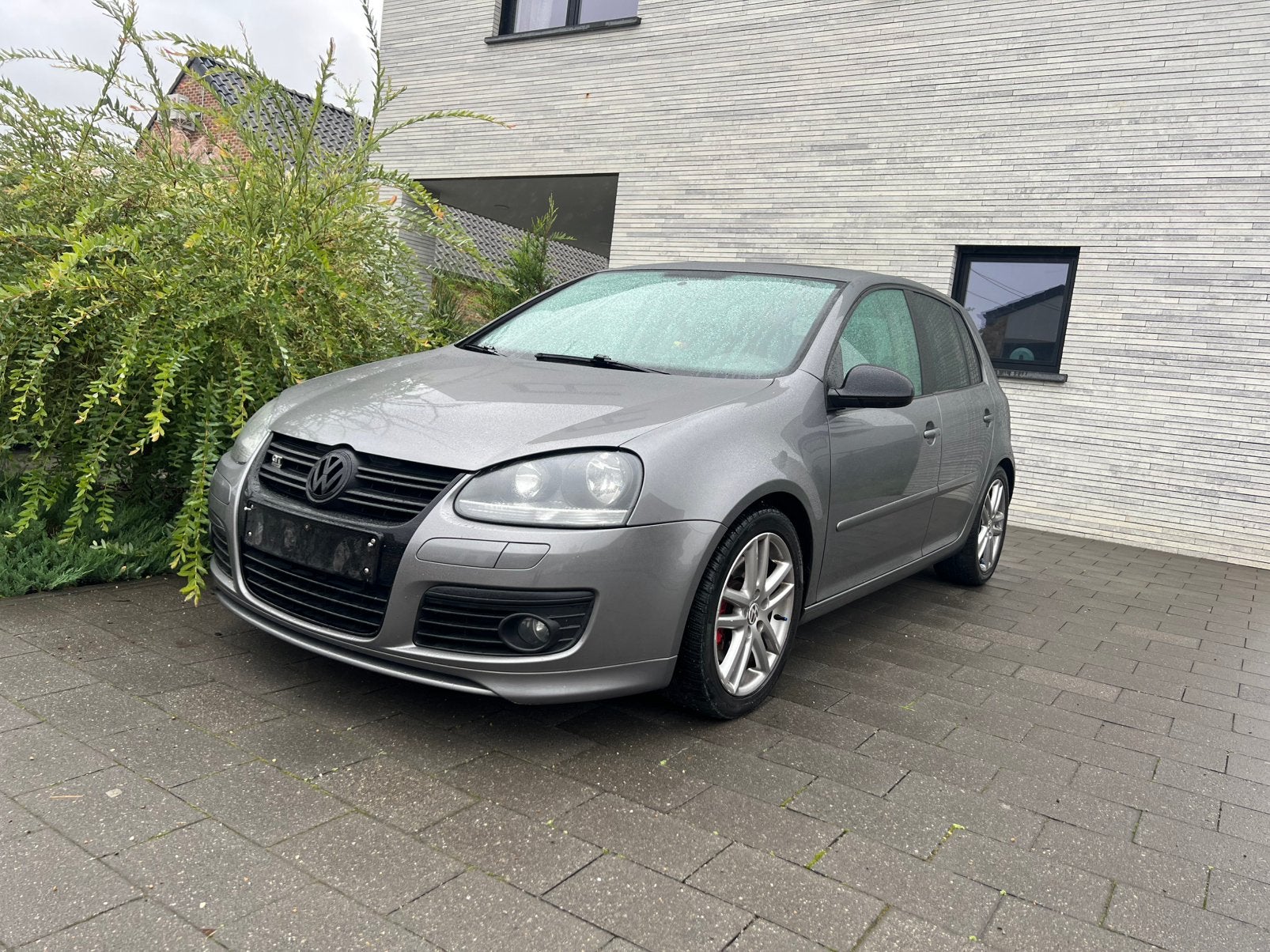 Golf 5 GT 125 kw/170 pk benzine automaat, Auto's, Automaat, Berline, Euro 4, Zilver of Grijs