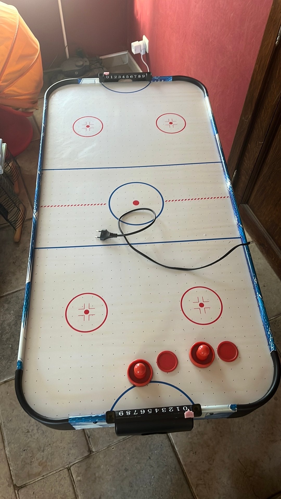 Airhockey tafel, Ophalen, Gebruikt