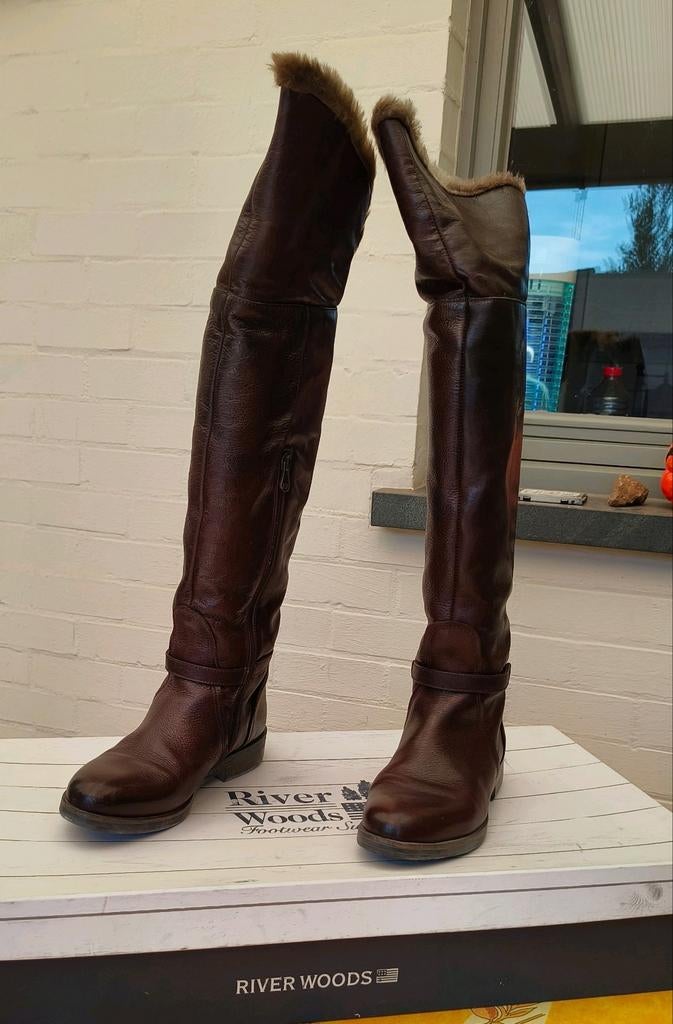 River Woods bruine lederen overkneelaarzen maat 37, Vêtements | Femmes, Chaussures, Comme neuf, Bottes hautes, Brun, Enlèvement