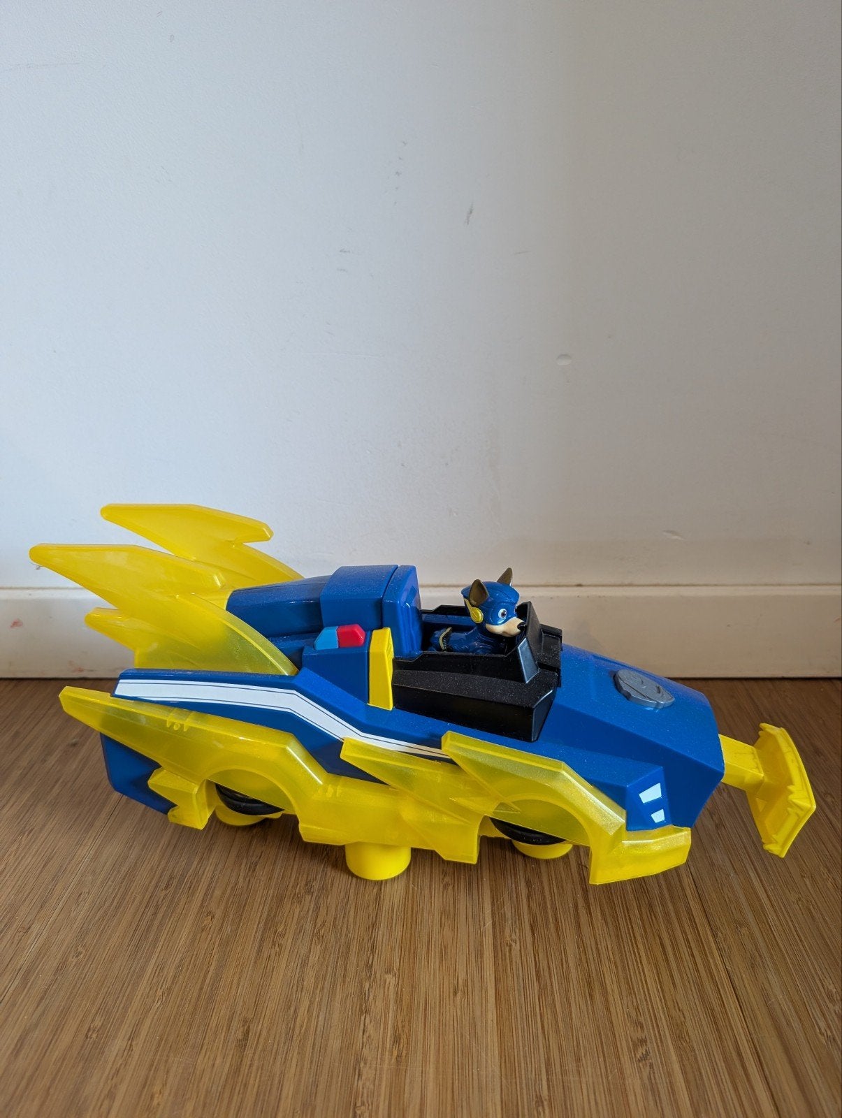 PAW Patrol Mighty Pups Charged Up – Chase Deluxe Voertuig me, Enlèvement, Comme neuf